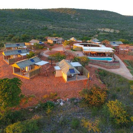 Okutala Etosha Lodge เอาท์โจ ภายนอก รูปภาพ